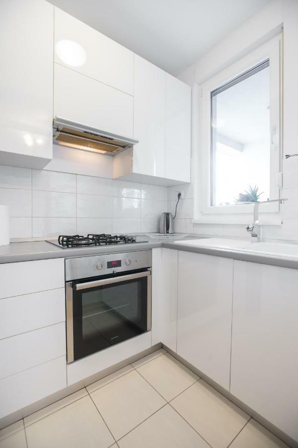 Cozy & Modern Studio With Balcony Zagabria Esterno foto